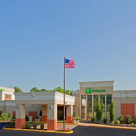 Armoni Inn & Suites Orangeburg Bagian luar foto