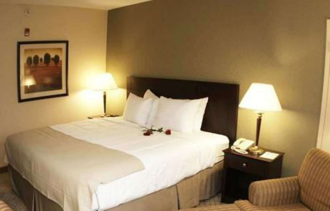 Armoni Inn & Suites Orangeburg Bagian luar foto